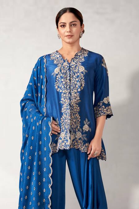 Aditi Somani Blue Silk Embroidery V-neck Floral Tunic Dhoti Pant Set Online at Aza Fashions Aditi Somani_Blue Silk Embroidery V-neck Floral Tunic Dhoti Pant Set _Online_at_Aza_Fashions