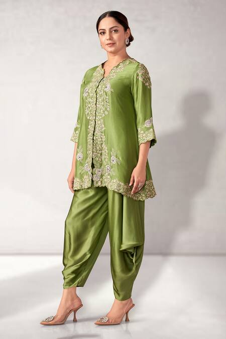 Buy Aditi Somani Green Silk Embroidery V-neck Floral Short Slit Tunic Set Online at Aza Fashions Buy_Aditi Somani_Green Silk Embroidery V-neck Floral Short Slit Tunic Set _Online_at_Aza_Fashions