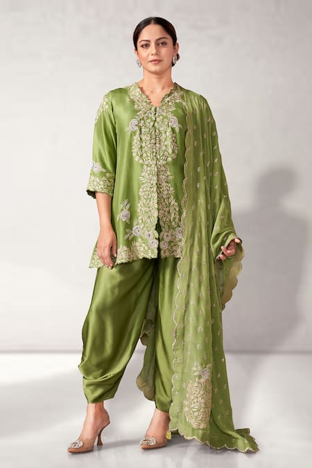 Aditi Somani Green Silk Embroidery V-neck Floral Short Slit Tunic Set