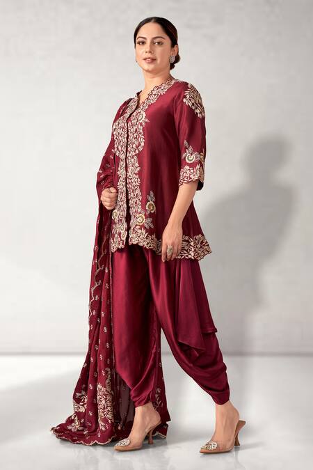 Aditi Somani Maroon Silk Embroidery V-neck Floral Slit Tunic Set Online at Aza Fashions Aditi Somani_Maroon Silk Embroidery V-neck Floral Slit Tunic Set _Online_at_Aza_Fashions
