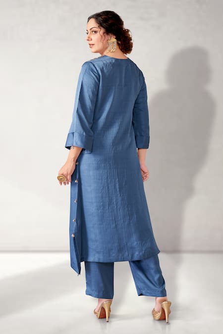 Shop Aditi Somani Blue Silk Tassels V-neck Embroidered Patola Yoke Kurta And Pant Set at Aza Fashions Shop_Aditi Somani_Blue Silk Tassels V-neck Embroidered Patola Yoke Kurta And Pant Set _at_Aza_Fashions