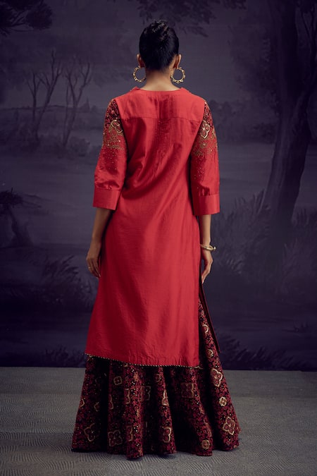 Shop Aditi Somani Red Cotton, Silk Embroidery, Sequins V-neck Heavy Kurta With Flared Pant at Aza Fashions Shop_Aditi Somani_Red Cotton, Silk Embroidery, Sequins V-neck Heavy Kurta With Flared Pant _at_Aza_Fashions