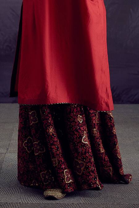 Buy Aditi Somani Red Cotton, Silk Embroidery, Sequins V-neck Heavy Kurta With Flared Pant Online at Aza Fashions Buy_Aditi Somani_Red Cotton, Silk Embroidery, Sequins V-neck Heavy Kurta With Flared Pant _Online_at_Aza_Fashions