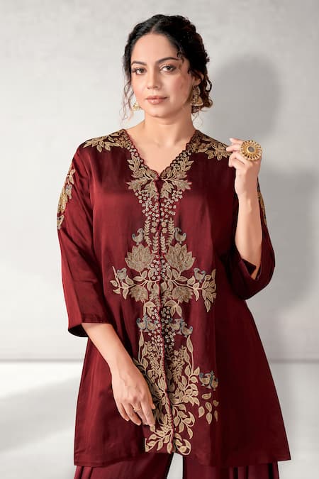 Shop Aditi Somani Maroon Modal, Satin Embroidery V-neck Flower Vine Kurta Dhoti Pant Set Online at Aza Fashions Shop_Aditi Somani_Maroon Modal, Satin Embroidery V-neck Flower Vine Kurta Dhoti Pant Set _Online_at_Aza_Fashions