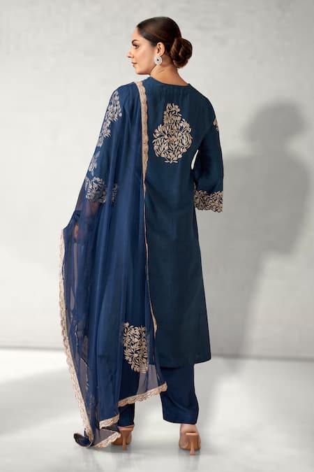 Shop_Aditi Somani_Blue Silk, Chiffon Embroidery V-neck Flower Blossom Kurta Pant Set _at_Aza_Fashions
