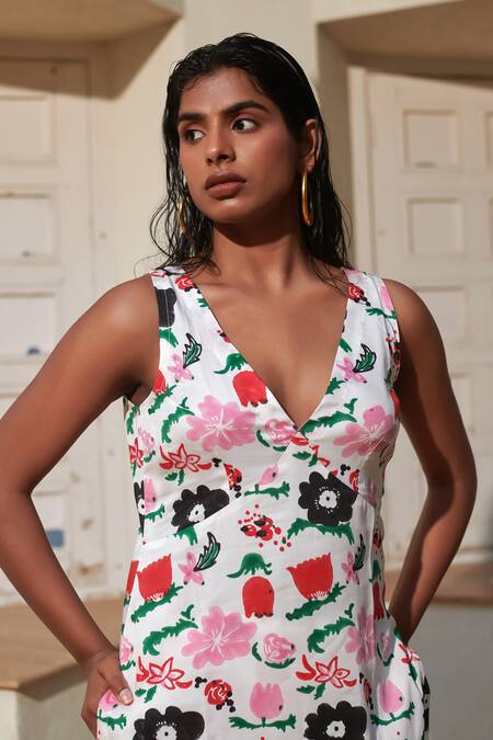 Shop_Khajoor Studio_Multi Color V-neck Abstract Floral Hand Block Print Tunic And Pant Set _Online_at_Aza_Fashions