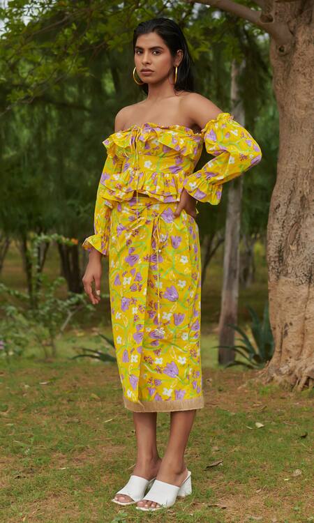 Buy Khajoor Studio Yellow Cotton Embroidery, Le Lemon Fleur Hawaiian Print Wrap Skirt And Top Set Online at Aza Fashions Buy_Khajoor Studio_Yellow Cotton Embroidery, Le Lemon Fleur Hawaiian Print Wrap Skirt And Top Set _Online_at_Aza_Fashions