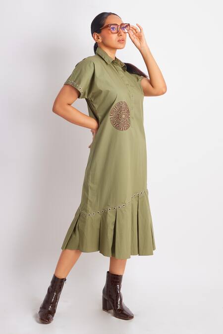 Richaa Goenka_Green Cotton Embroidery Collared Leather Applique Dress _Online_at_Aza_Fashions