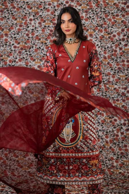 Shop_Payal & Zinal_Maroon Organza, Twill, Cotton Lord Shrinathji Print And Embroidered Kurta Pant Set 