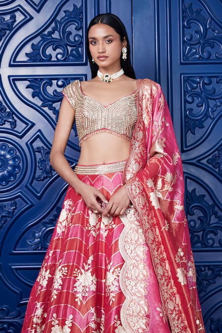 Basanti - Kapde Aur Koffee_Pink Organza, Brocade, Silk Floral Bloom Banarasi Motif Pattern Lehenga Set_Online_at_Aza_Fashions