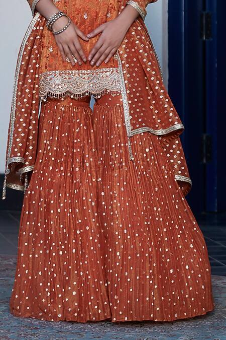 Basanti - Kapde Aur Koffee Orange Tissue Sequins Round Neck Floral Embroidered Kurta Sharara Set at Aza Fashions Basanti - Kapde Aur Koffee_Orange Tissue Sequins Round Neck Floral Embroidered Kurta Sharara Set_at_Aza_Fashions