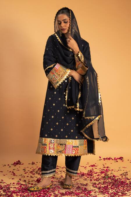 Shop Sitaraa Blue Organza, Chanderi Sequins, Gota Patti, Alankar Diamond Woven Kurta Set Online at Aza Fashions Shop_Sitaraa_Blue Organza, Chanderi Sequins, Gota Patti, Alankar Diamond Woven Kurta Set_Online_at_Aza_Fashions