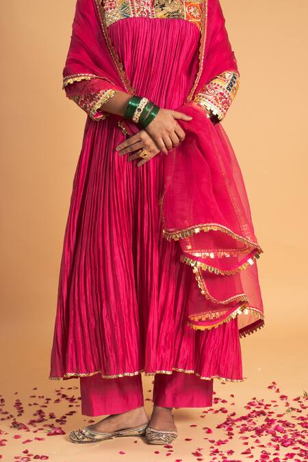 Sitaraa_Pink Organza, Chanderi Embroidery, Sequins, Surmaya Gathered Kurta Pant Set_Online_at_Aza_Fashions
