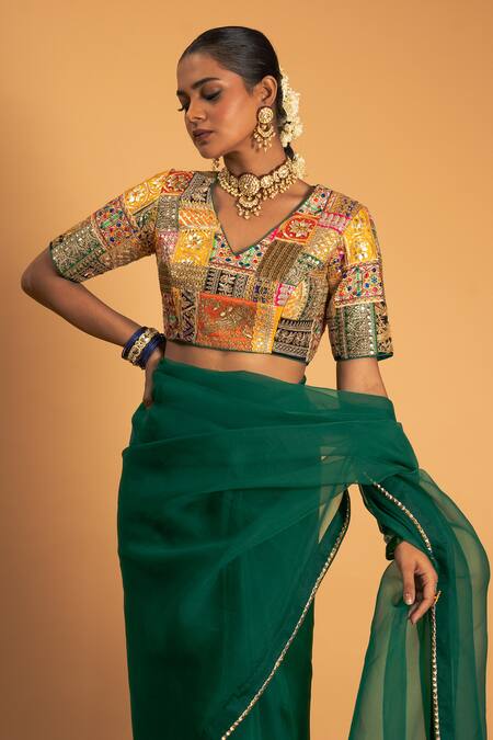 Sitaraa Green Organza, Chanderi Embroidery, Sequins, Suhani Border Saree With Blouse Online at Aza Fashions Sitaraa_Green Organza, Chanderi Embroidery, Sequins, Suhani Border Saree With Blouse_Online_at_Aza_Fashions