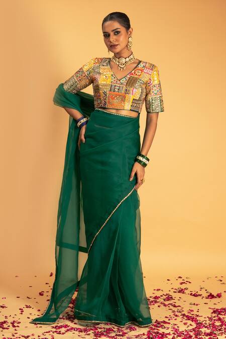 Buy Sitaraa Green Organza, Chanderi Embroidery, Sequins, Suhani Border Saree With Blouse Online at Aza Fashions Buy_Sitaraa_Green Organza, Chanderi Embroidery, Sequins, Suhani Border Saree With Blouse_Online_at_Aza_Fashions