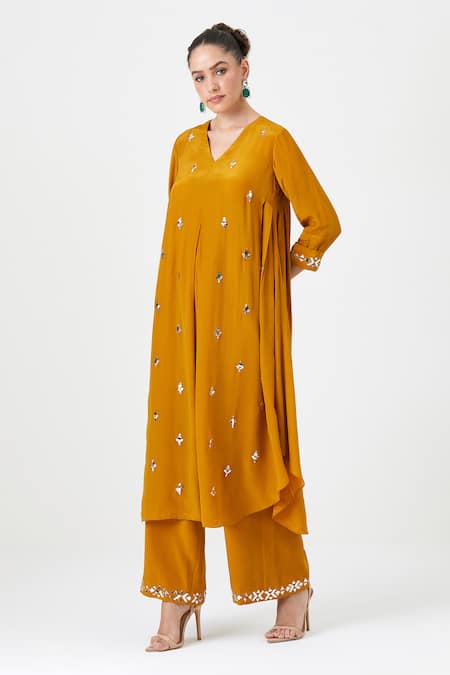 Sitaraa_Yellow Silk Embroidery V-neck Roshni Motif Tunic With Pant_Online_at_Aza_Fashions