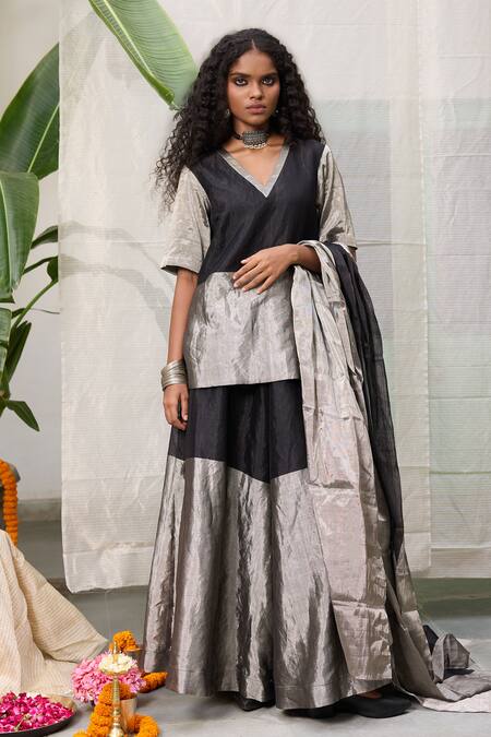 Shop_Raas Life_Black Handwoven Chanderi Colorblocked V Neck Amala Kurti _Online_at_Aza_Fashions