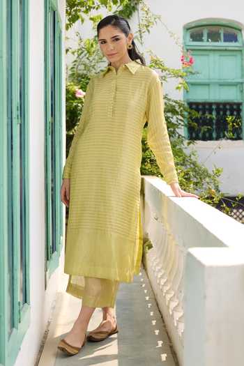 RAAS LIFE Rangrez Stripe Hand Woven Kurta With Pant 