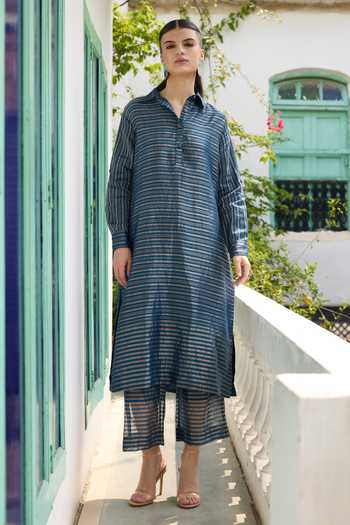 RAAS LIFE Blue Chanderi Collared Rangrez Stripe Detailed Kurta With Pant Online at Aza Fashions RAAS LIFE_Blue Chanderi Collared Rangrez Stripe Detailed Kurta With Pant _Online_at_Aza_Fashions