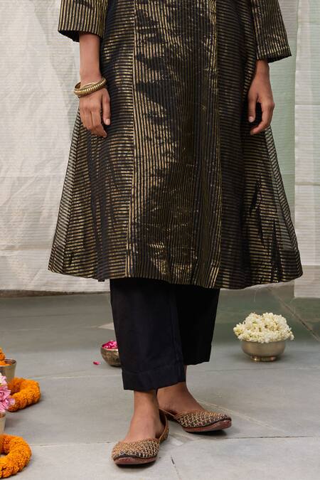Buy RAAS LIFE Black Chanderi, Cotton Zari V-neck Kalakriti Hand Woven Kalidar Kurta With Pant Online at Aza Fashions Buy_RAAS LIFE_Black Chanderi, Cotton Zari V-neck Kalakriti Hand Woven Kalidar Kurta With Pant _Online_at_Aza_Fashions