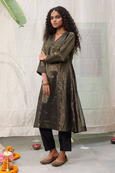 Shop RAAS LIFE Black Chanderi, Cotton Zari V-neck Kalakriti Hand Woven Kalidar Kurta With Pant Online at Aza Fashions Shop_RAAS LIFE_Black Chanderi, Cotton Zari V-neck Kalakriti Hand Woven Kalidar Kurta With Pant _Online_at_Aza_Fashions