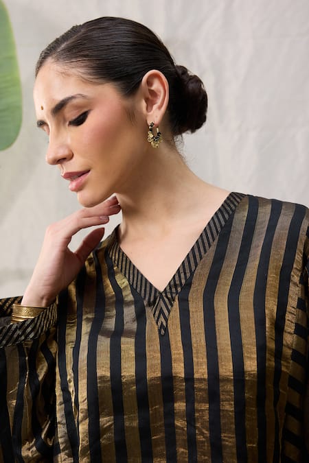 RAAS LIFE Black Chanderi Zari V-neck Kaveri Stripe Pattern Tunic at Aza Fashions RAAS LIFE_Black Chanderi Zari V-neck Kaveri Stripe Pattern Tunic _at_Aza_Fashions