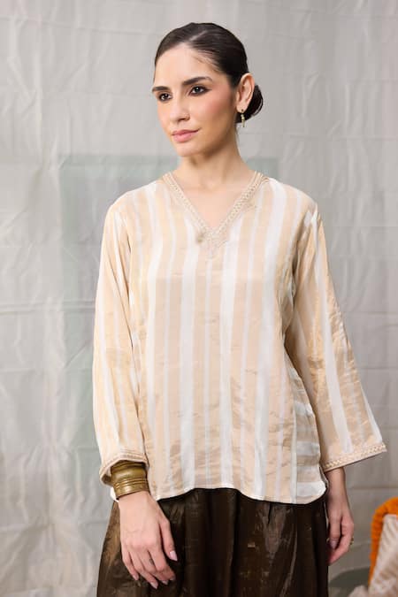 RAAS LIFE_Cream Chanderi Zari V-neck Kaveri Hand Woven Tunic With Wide Legged Pant _at_Aza_Fashions