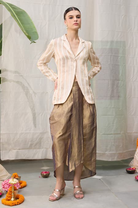 Buy RAAS LIFE Cream Chanderi Zari Mrunal Hand Woven Blazer With Skirt Online at Aza Fashions Buy_RAAS LIFE_Cream Chanderi Zari Mrunal Hand Woven Blazer With Skirt _Online_at_Aza_Fashions