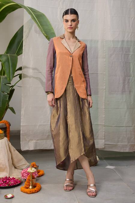 Shop_Raas Life_Gold Chanderi Mrunal Hand Woven Skirt _Online_at_Aza_Fashions
