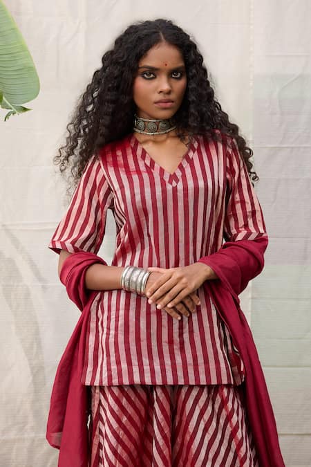Buy_Raas Life_Maroon Hand Woven Chanderi Striped Zari V Neck Amala Tunic _Online_at_Aza_Fashions
