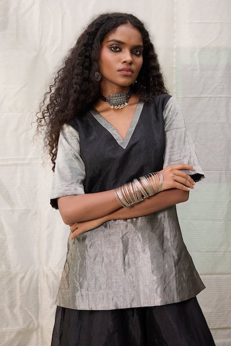 RAAS LIFE_Black Chanderi V-neck Amala Color Block Tunic With Wide Legged Pant _Online_at_Aza_Fashions