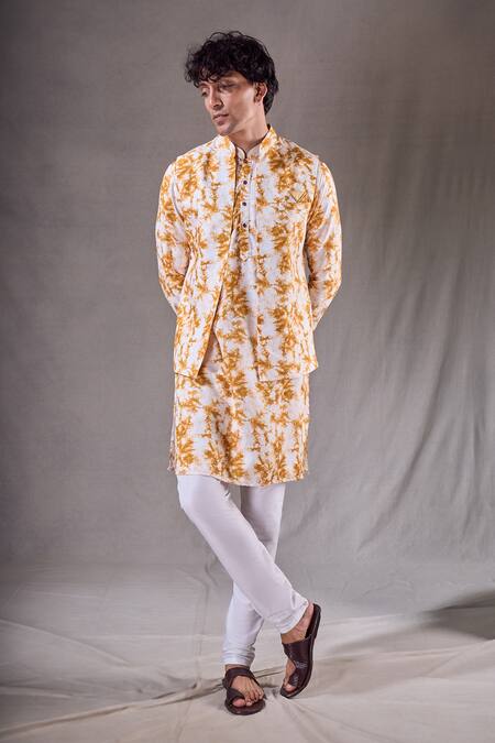 Arihant Rai Sinha_Yellow Cotton, Silk Tie Dye Bundi Kurta Set _at_Aza_Fashions