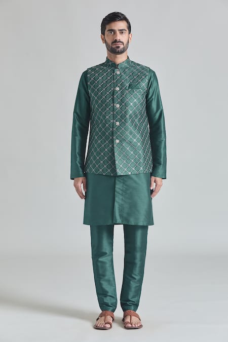 Arihant Rai Sinha Green Silk Embroidery Thread Bundi at Aza Fashions Arihant Rai Sinha_Green Silk Embroidery Thread Bundi _at_Aza_Fashions