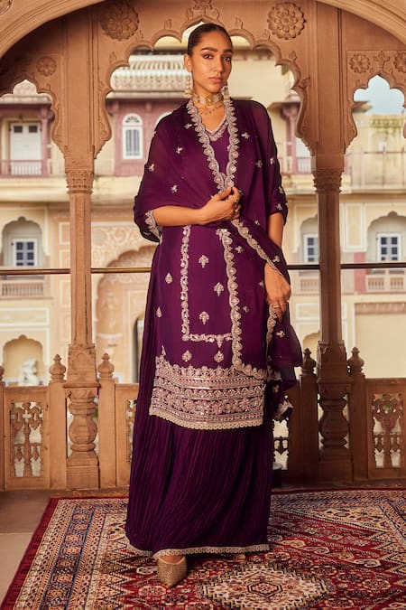 Lashkaraa_Purple Chiffon, Satin Embroidery, Beads, Sequins, Zari Crest Bloom Kurta Set_Online_at_Aza_Fashions