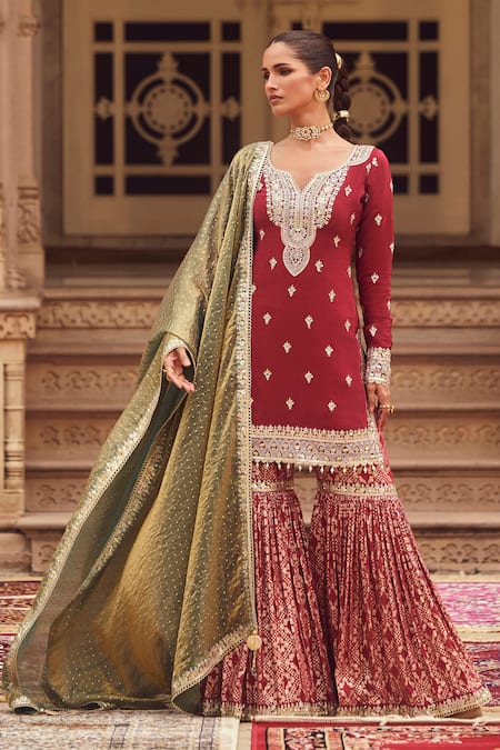 LASHKARAA Florin Motif Embroidered Kurta Gharara Set 