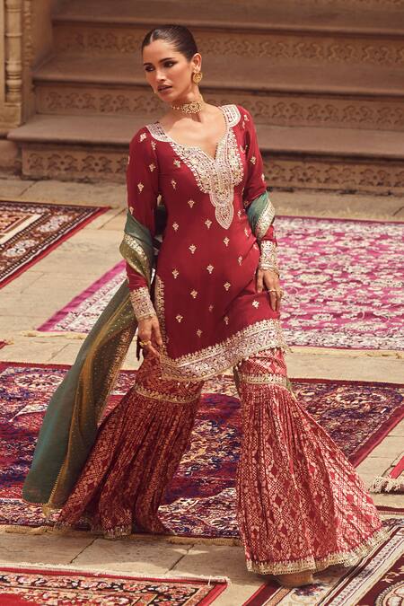 Buy Lashkaraa Maroon Crepe, Brocade, Silk Sequins, Zari, Florin Motif Kurta Gharara Set Online at Aza Fashions Buy_Lashkaraa_Maroon Crepe, Brocade, Silk Sequins, Zari, Florin Motif Kurta Gharara Set_Online_at_Aza_Fashions