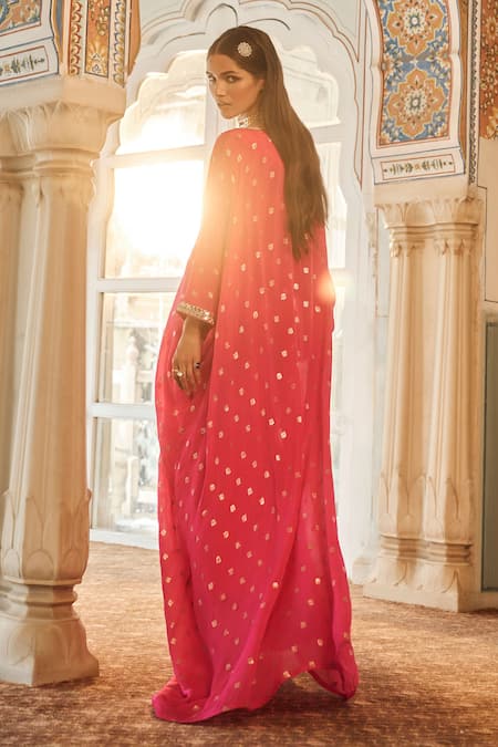 Lashkaraa Pink Brocade, Satin Mirrors, Sequins V-neck Phoolista Woven V Kaftan Online at Aza Fashions Lashkaraa_Pink Brocade, Satin Mirrors, Sequins V-neck Phoolista Woven V Kaftan _Online_at_Aza_Fashions
