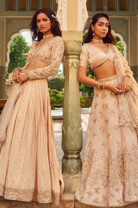 Buy_Lashkaraa_Beige Organza, Net Zari, Sequins, Beads V-neck And Work Lehenga Set 