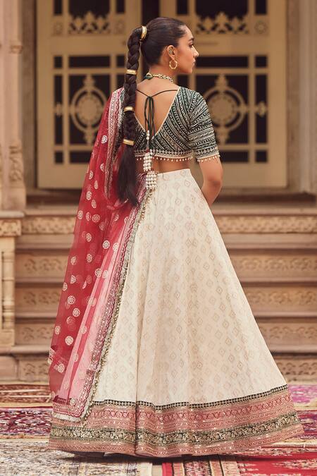 Shop_Lashkaraa_Red Organza, Net, Brocade Sequins, Beads V-neck Diamond Woven Lehenga Set _at_Aza_Fashions