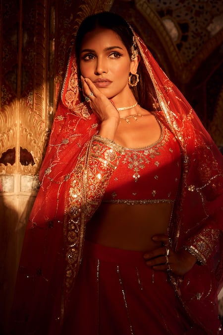 Lashkaraa_Pink Silk, Net Sequins, Zari Scoop Neck Work Lehenga Blouse Set _at_Aza_Fashions