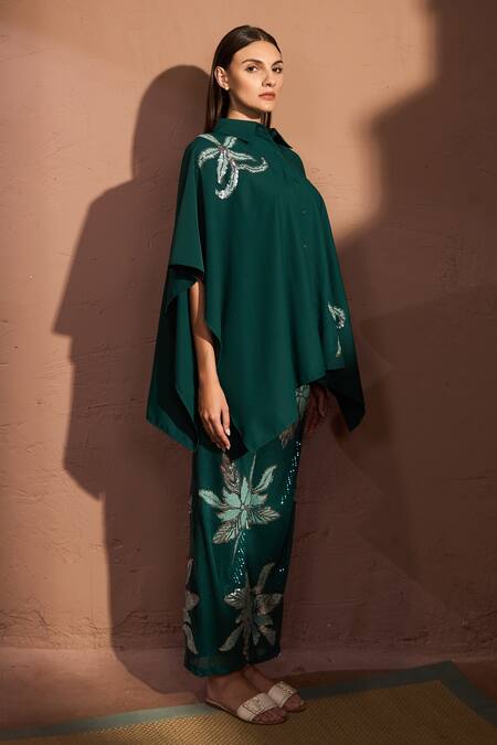 Tasuvure Green Crepe Sequins Collared Bianca Borage Embroidered Shirt And Pant Set Online at Aza Fashions Tasuvure_Green Crepe Sequins Collared Bianca Borage Embroidered Shirt And Pant Set _Online_at_Aza_Fashions