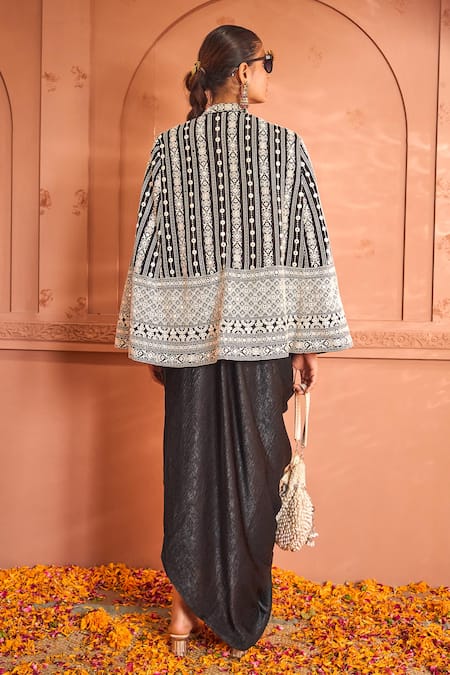 Shop Tasuvure Indes Black Georgette Embroidery Round Neck, Threadwork Cape Jacket With Dress at Aza Fashions Shop_Tasuvure Indes_Black Georgette Embroidery Round Neck, Threadwork Cape Jacket With Dress _at_Aza_Fashions