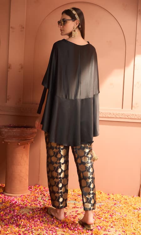 Shop Tasuvure Indes Black Brocade, Silk Sequins, Kiri Kaftan With Floral Veil Detailed Pant at Aza Fashions Shop_Tasuvure Indes_Black Brocade, Silk Sequins, Kiri Kaftan With Floral Veil Detailed Pant _at_Aza_Fashions