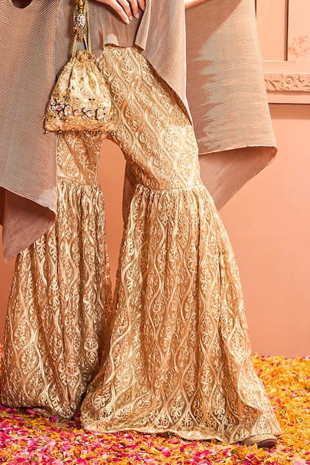 Tasuvure Indes Cream Silk Embroidery Divine Cape With Lace Dori Sharara Online at Aza Fashions Tasuvure Indes_Cream Silk Embroidery Divine Cape With Lace Dori Sharara _Online_at_Aza_Fashions