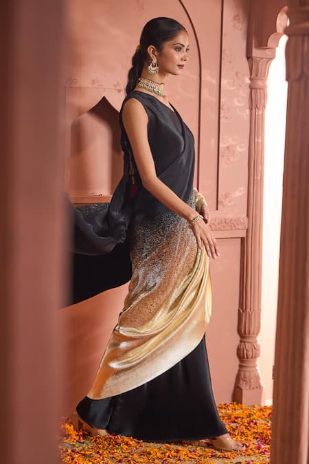 Buy_Tasuvure Indes_Black Polyester Round Neck Idylic Ombre Saree _Online_at_Aza_Fashions
