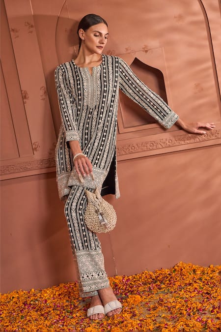 Shop_Tasuvure Indes_Black Georgette Embroidery Split V-neck Thread Striped Kurta With Pant _Online_at_Aza_Fashions