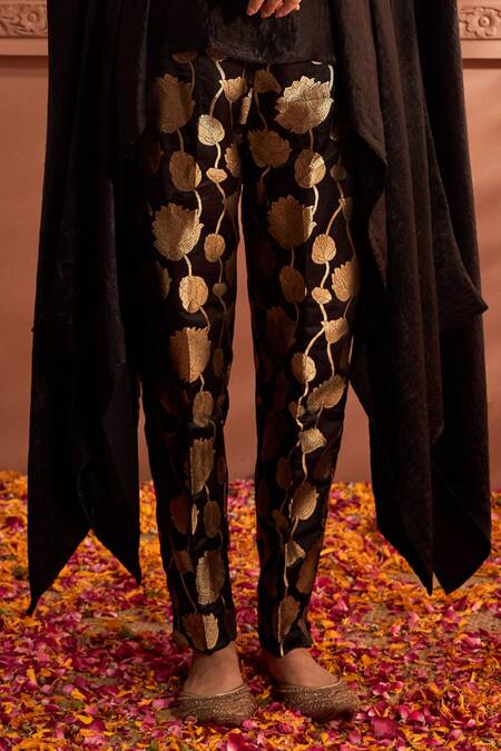 Buy Tasuvure Indes Black Brocade, Silk Embroidery Pataka Embellished Cape With Woven Pant Online at Aza Fashions Buy_Tasuvure Indes_Black Brocade, Silk Embroidery Pataka Embellished Cape With Woven Pant _Online_at_Aza_Fashions