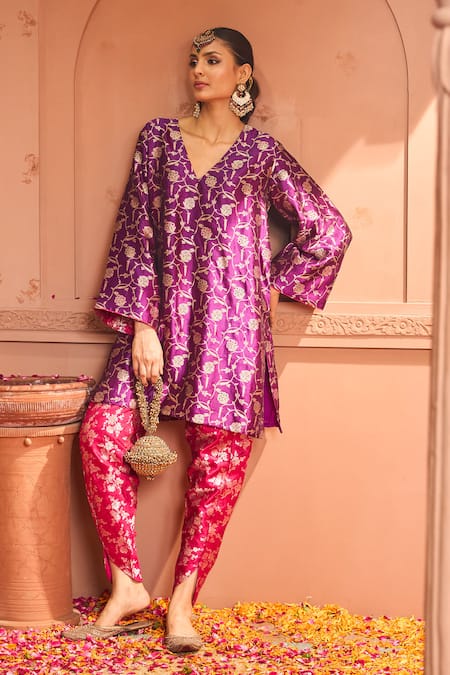 Tasuvure Indes Purple Brocade Silk Woven Zari V-neck Banarasi Begum Tunic With Dhoti Pant 