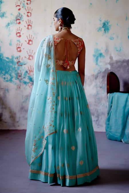 Deep Thee Phool Guccha Embroidered Lehenga Set 