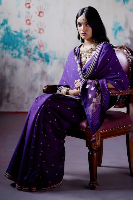 Shop_Deep Thee_Purple Silk Zari V-neck Ditsy Bloom Booti Embroidered Saree With Blouse _Online_at_Aza_Fashions
